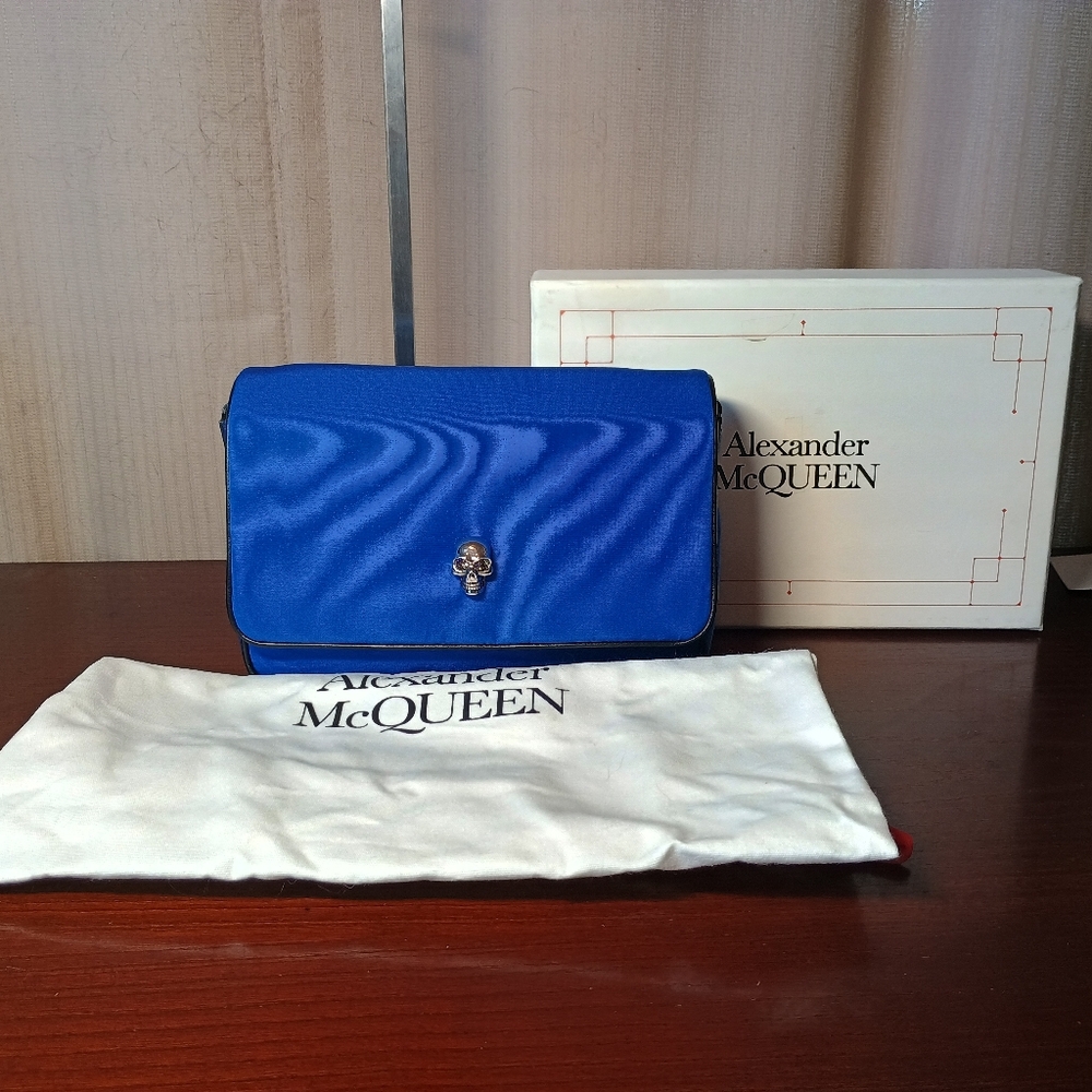 Alexander McQueen Skull Crossbody Nwt
